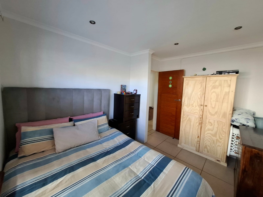 To Let 2 Bedroom Property for Rent in Table View Western Cape